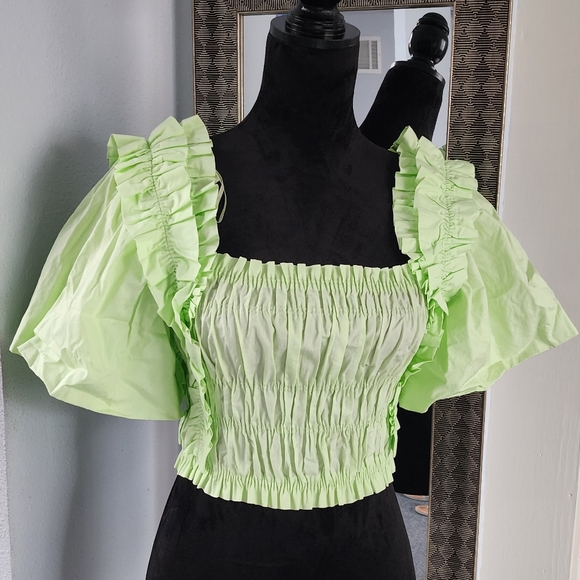 Zara Tops - Zara Green Top size S